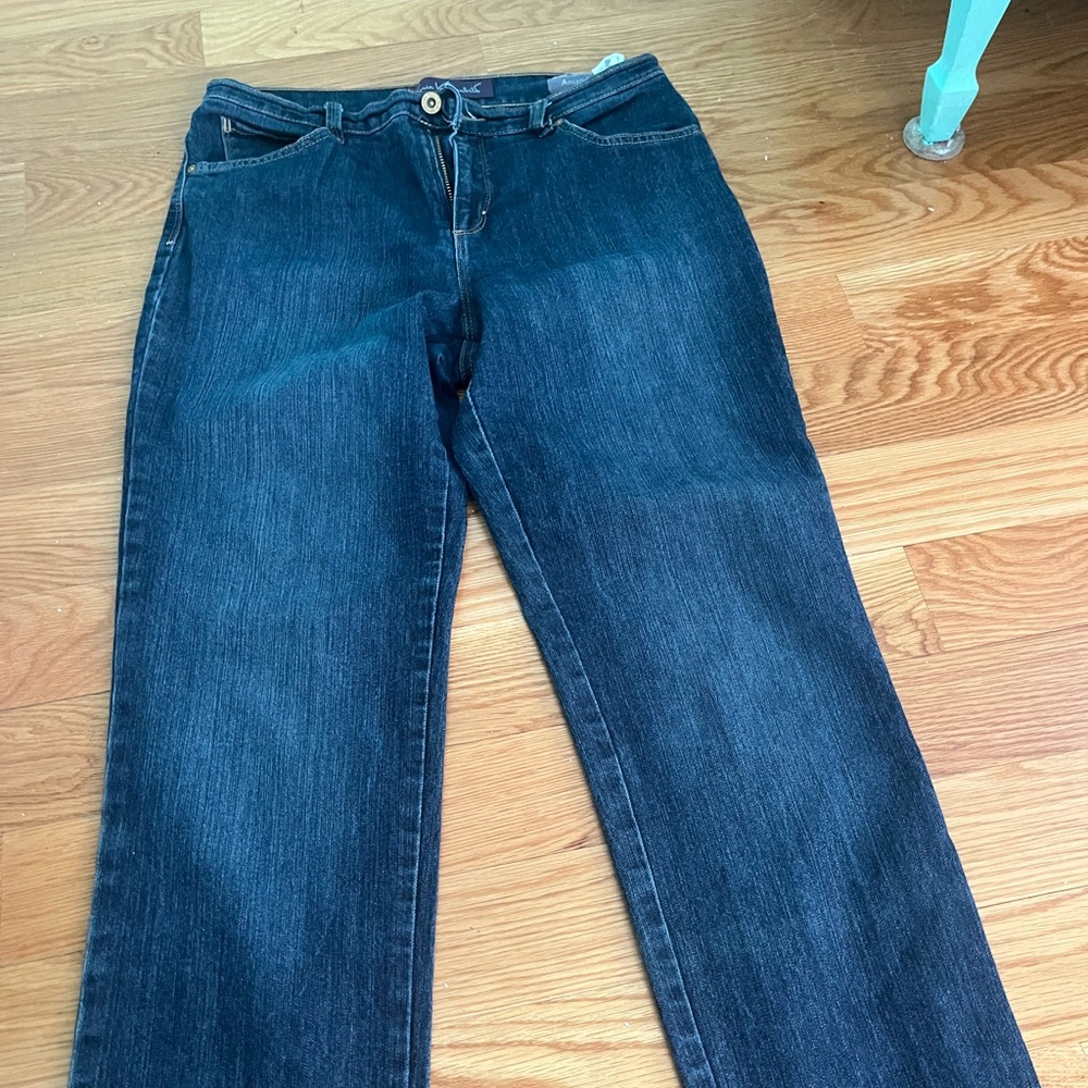 Women’s wide leg jeans